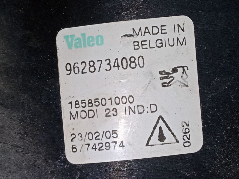 Recambio de faro antiniebla trasero izquierdo para peugeot 206 hatchback (2a/c) 1.4 16v referencia OEM IAM 9628734080  