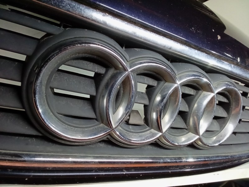 Recambio de capo para audi a4 b5 avant (8d5) 2.6 referencia OEM IAM   