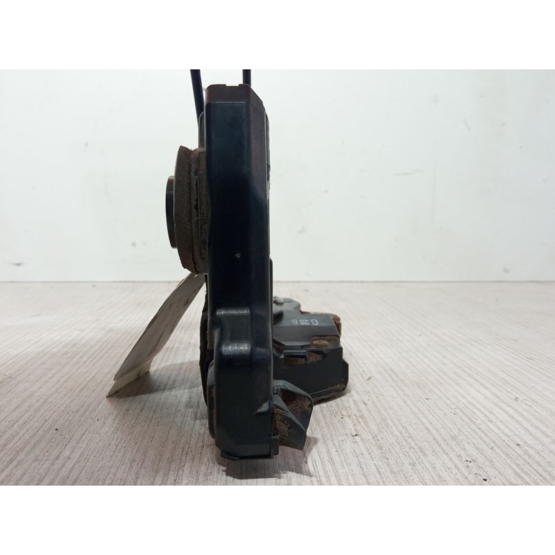 Recambio de cerradura puerta delantera derecha para toyota auris (_e15_) 1.4 d-4d (nde150_) referencia OEM IAM A046693  