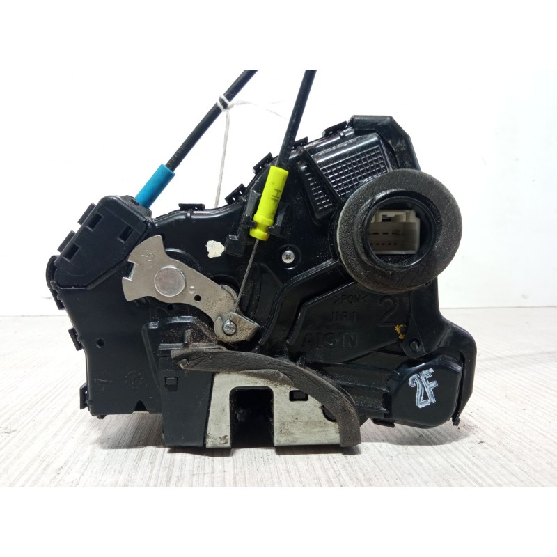 Recambio de cerradura puerta delantera derecha para toyota auris (_e15_) 1.4 d-4d (nde150_) referencia OEM IAM A046693  