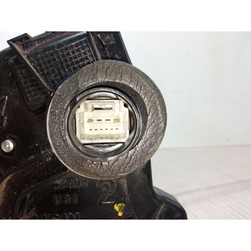 Recambio de cerradura puerta delantera derecha para toyota auris (_e15_) 1.4 d-4d (nde150_) referencia OEM IAM A046693  