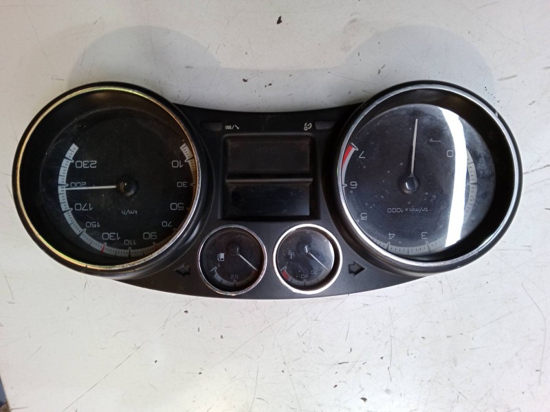 Recambio de cuadro instrumentos para peugeot 308 i (4a_, 4c_) 1.4 16v referencia OEM IAM 554001550317  T7LL1SAP