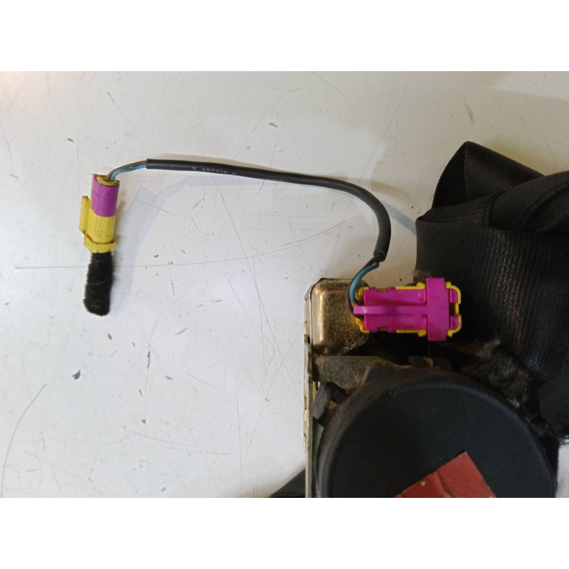 Recambio de cinturon con pretensor delantero izquierdo para volkswagen golf iv (1j1) 1.9 tdi referencia OEM IAM   