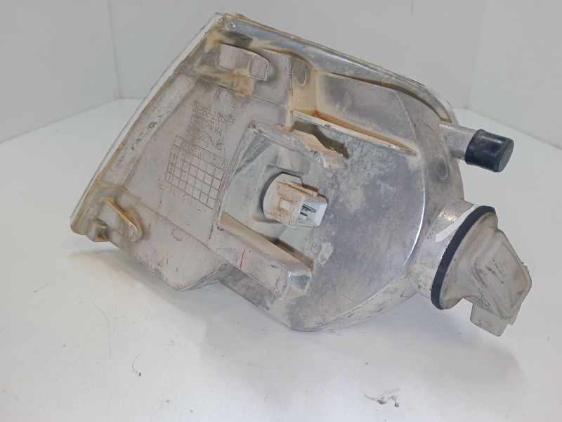 Recambio de intermitente delantero derecho para toyota yaris (_p1_) 1.3 (ncp10_, scp12_) referencia OEM IAM   