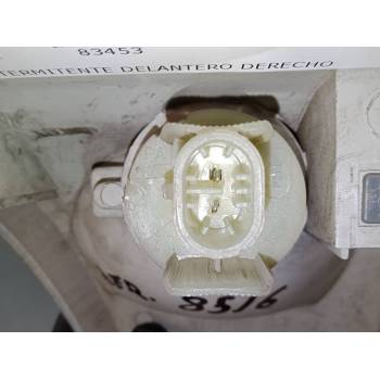 INTERMITENTE DELANTERO DERECHO MK486510 89311345