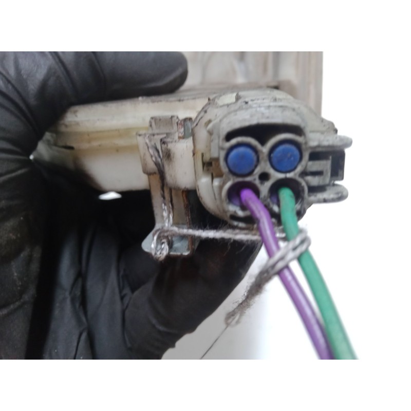 Recambio de cerradura puerta delantera izquierda para nissan cabstar (f24m, f24w) 35.15 dci, 45.15 dci 3.0 (f24m) referencia OEM