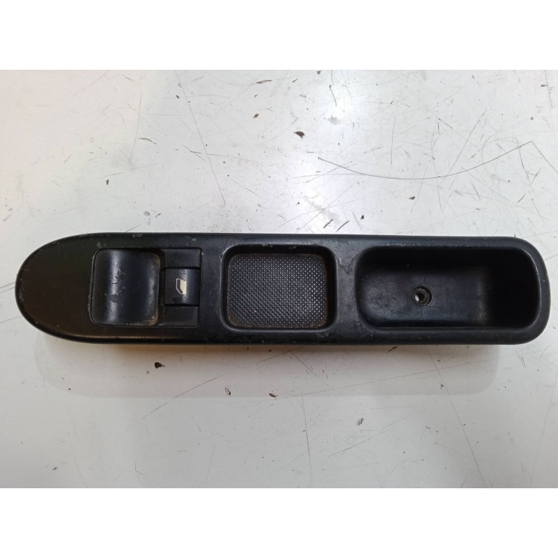 Recambio de mando elevalunas delantero derecho para peugeot 307 sw (3h) 2.0 hdi 90 referencia OEM IAM   