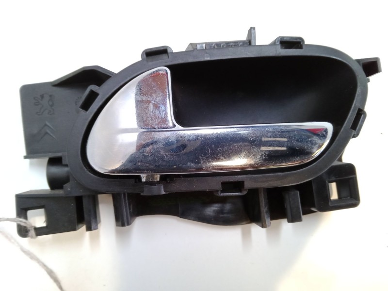 Recambio de maneta interior puerta delantera izquierda para peugeot 207/207+ (wa_, wc_) 1.6 hdi referencia OEM IAM   