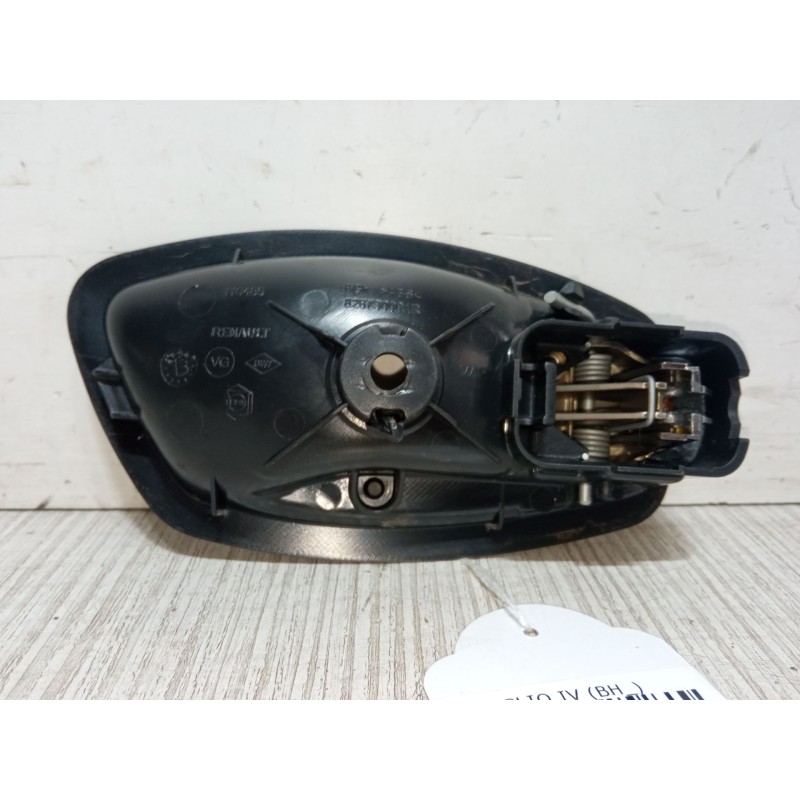 Recambio de maneta interior puerta delantera izquierda para renault clio iv (bh_) 1.2 16v referencia OEM IAM   