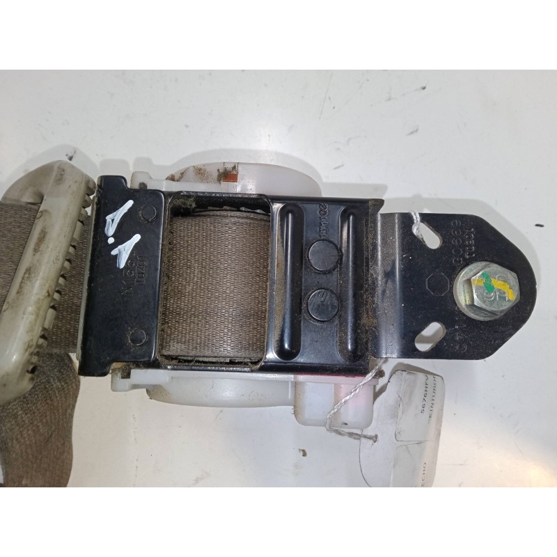 Recambio de cinturon seguridad delantero derecho para nissan cabstar (f24m, f24w) 35.15 dci, 45.15 dci 3.0 (f24m) referencia OEM