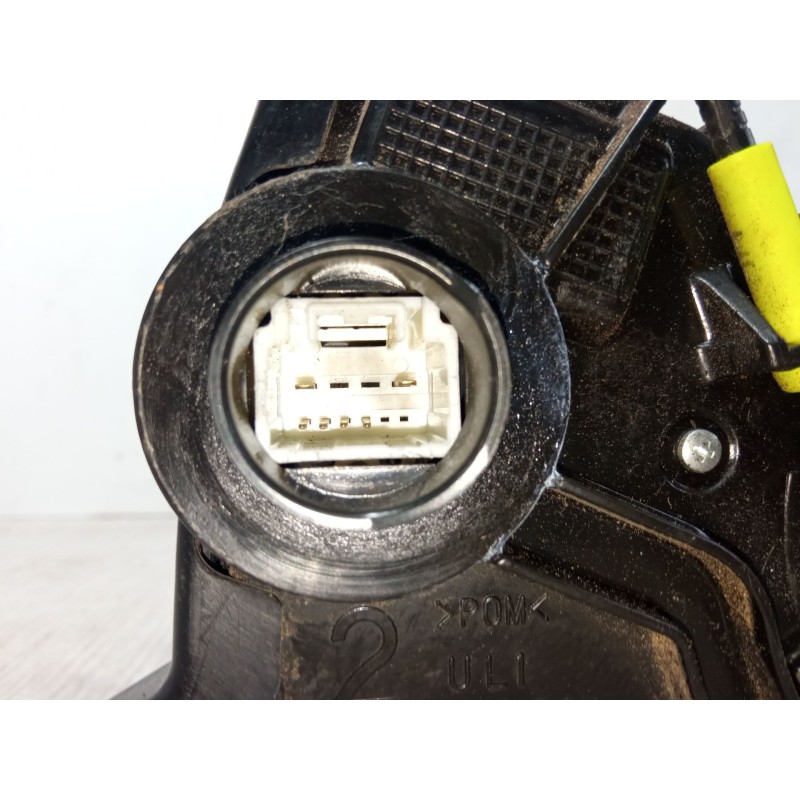 Recambio de cerradura puerta delantera izquierda para toyota auris (_e15_) 1.4 d-4d (nde150_) referencia OEM IAM A046693  