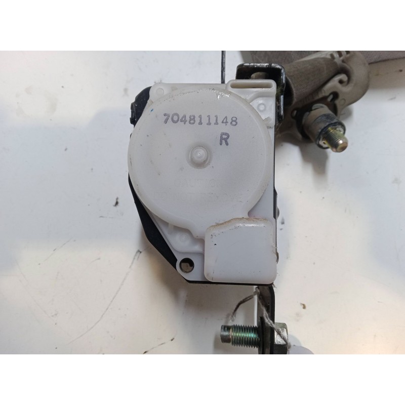 Recambio de cinturon seguridad delantero derecho para nissan cabstar (f24m, f24w) 35.15 dci, 45.15 dci 3.0 (f24m) referencia OEM