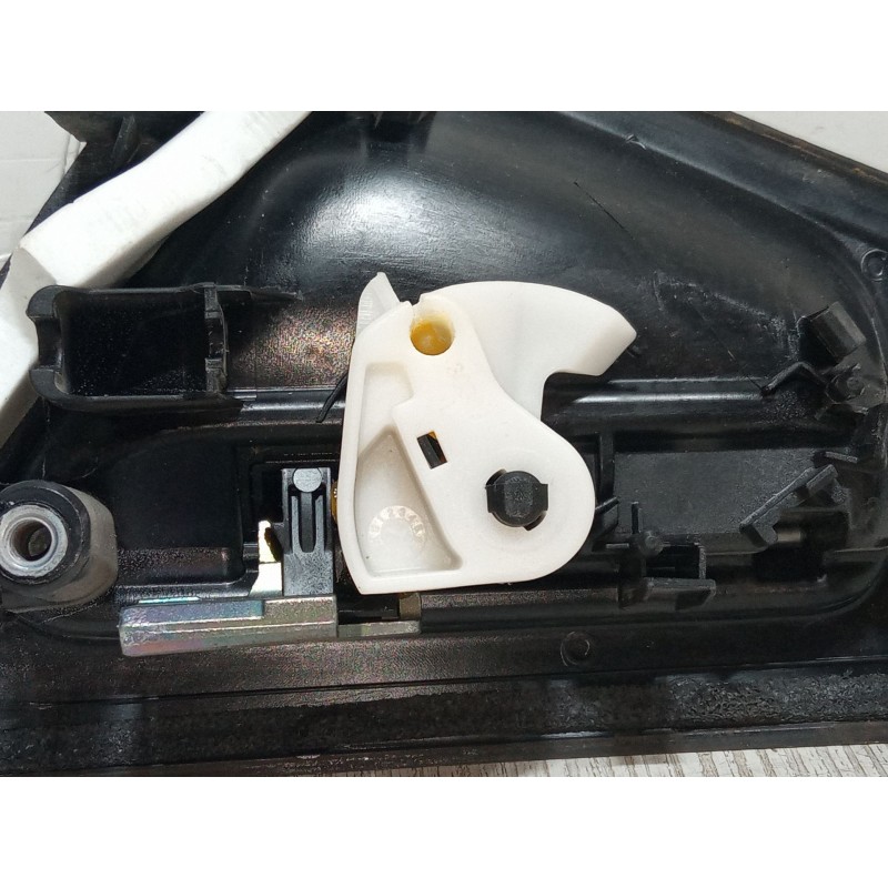 Recambio de maneta exterior puerta trasera izquierda para renault clio iv (bh_) 1.2 16v referencia OEM IAM   