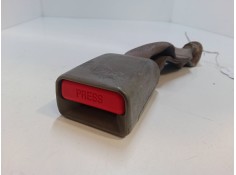 Recambio de anclaje cinturon delantero central para nissan cabstar (f24m, f24w) 35.15 dci, 45.15 dci 3.0 (f24m) referencia OEM I