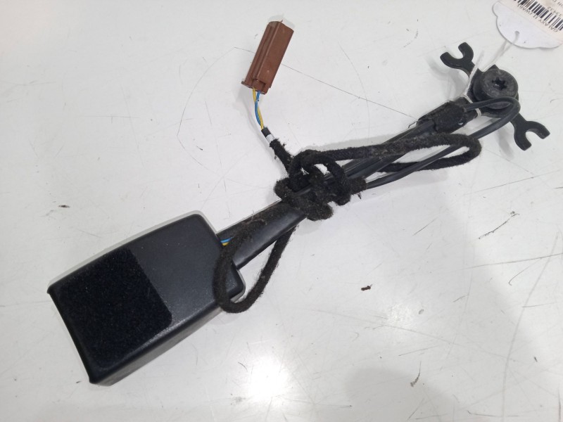 Recambio de anclaje cinturon delantero derecho para ford galaxy ii (wa6) 2.0 tdci referencia OEM IAM   