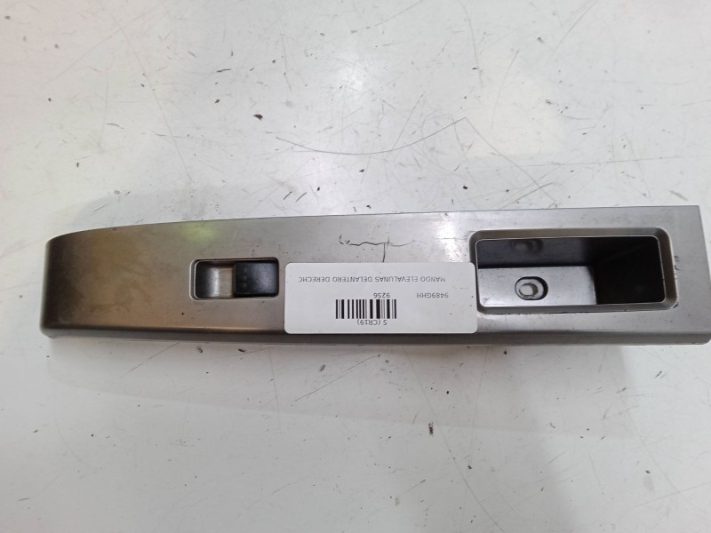 Recambio de mando elevalunas delantero derecho para mazda 5 (cr19) 2.0 cd (cr19) referencia OEM IAM CD8566370  CC65684L1