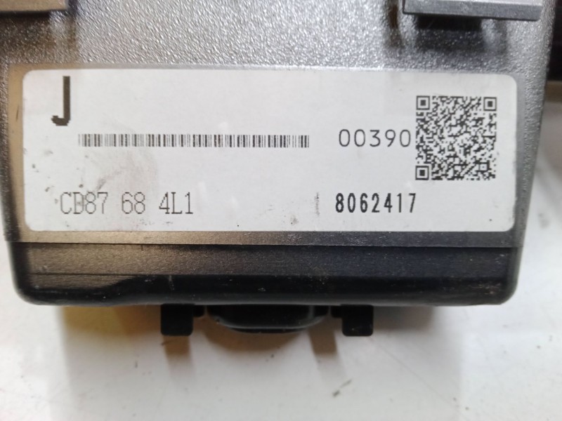 Recambio de mando elevalunas delantero derecho para mazda 5 (cr19) 2.0 cd (cr19) referencia OEM IAM CD8566370  CC65684L1