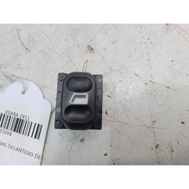 Recambio de mando elevalunas delantero derecho para citroën xsara (n1) 1.9 d referencia OEM IAM   