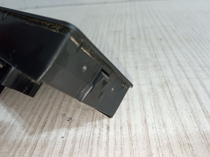 Recambio de mando elevalunas delantero derecho para opel zafira / zafira family b (a05) 1.6 (m75) referencia OEM IAM 13228709  