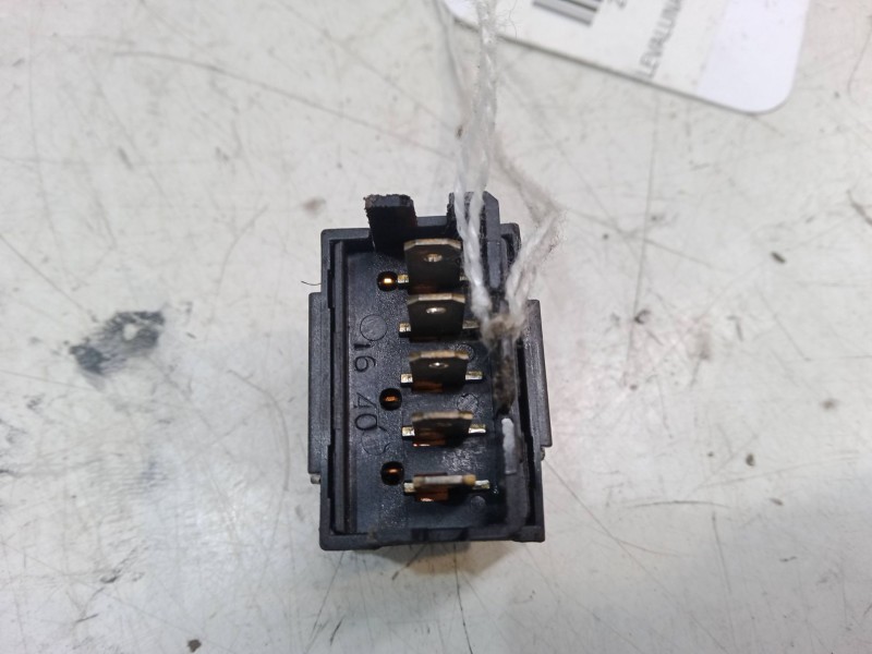 Recambio de mando elevalunas delantero derecho para citroën xsara (n1) 1.9 d referencia OEM IAM   