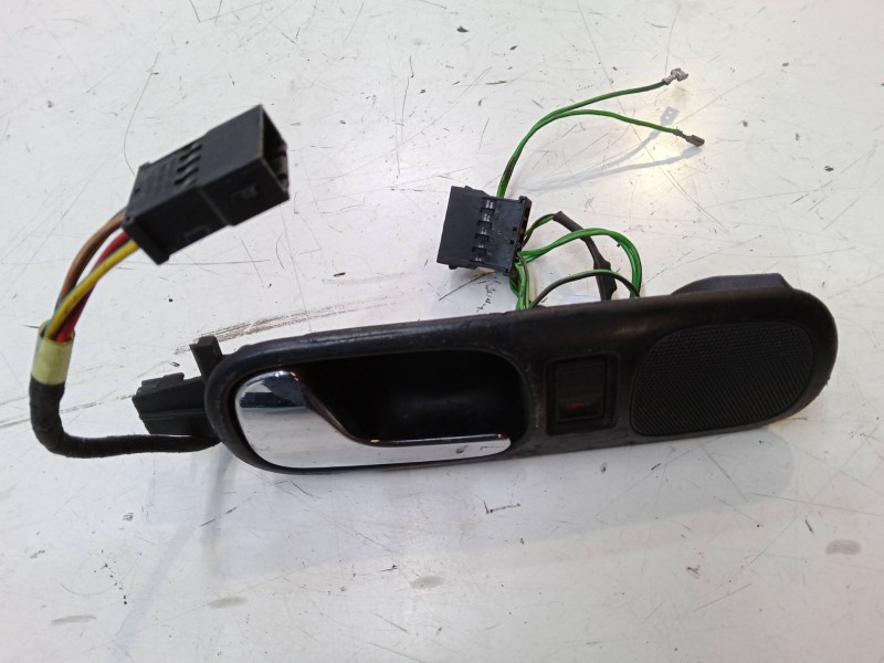 Recambio de maneta interior puerta delantera izquierda para audi a3 (8l1) 1.9 tdi referencia OEM IAM   