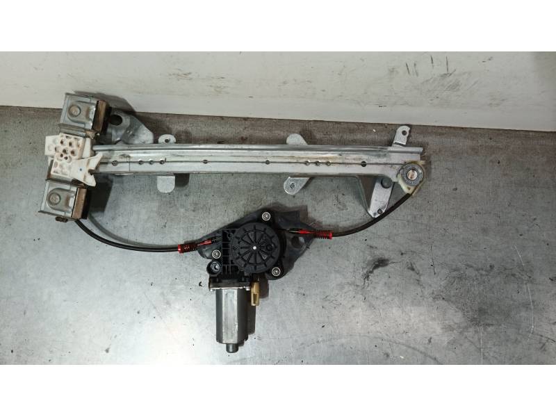 ELEVALUNAS ELECTRICO DELANTERO DERECHO 