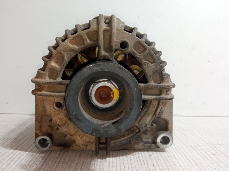 Recambio de alternador para opel zafira / zafira family b (a05) 1.6 (m75) referencia OEM IAM 13229985  