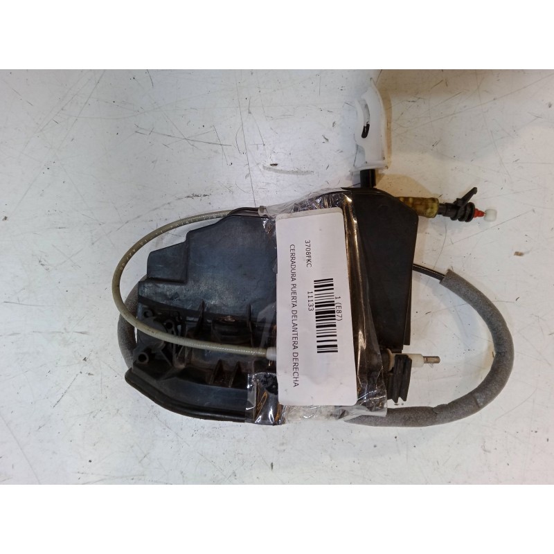 Recambio de cerradura puerta delantera derecha para bmw 1 (e87) 118 d referencia OEM IAM   