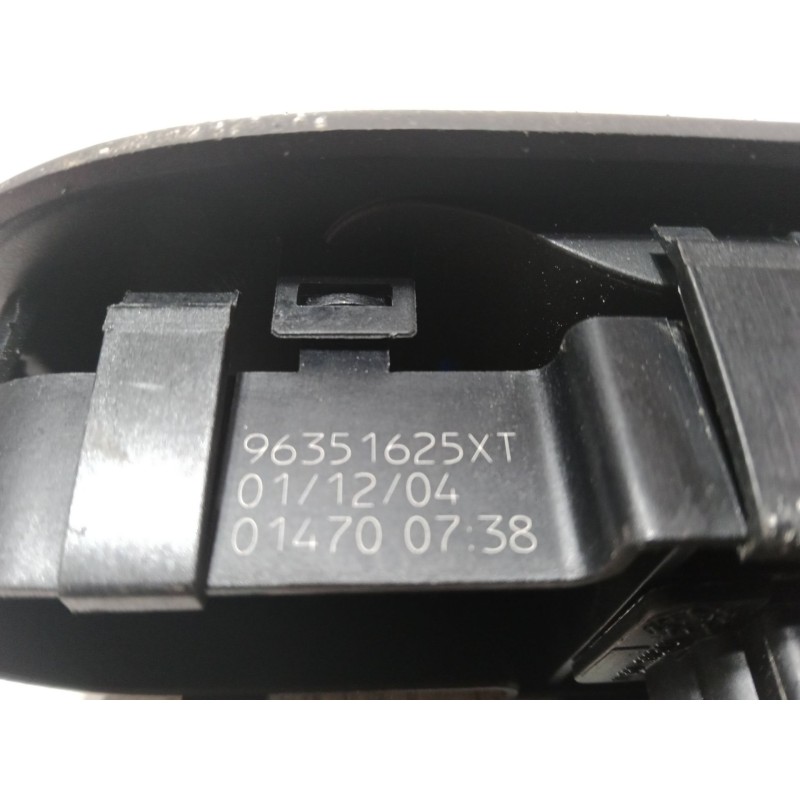Recambio de mando elevalunas delantero derecho para peugeot 307 sw (3h) 2.0 hdi 135 referencia OEM IAM 96351625XT  