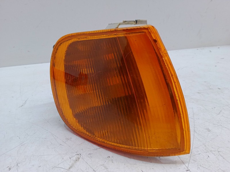 Recambio de intermitente delantero derecho para volkswagen polo iii (6n1) 45 1.0 referencia OEM IAM   