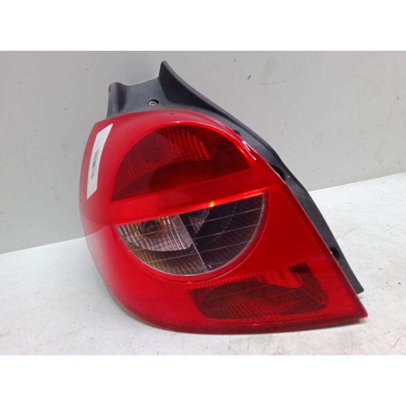 Recambio de piloto trasero izquierdo para renault clio iii (br0/1, cr0/1) 1.2 16v (br02, br0j, br11, cr02, cr0j, cr11) referenci