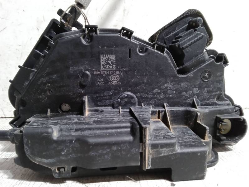 CERRADURA PUERTA DELANTERA IZQUIERDA 5TB837015A 