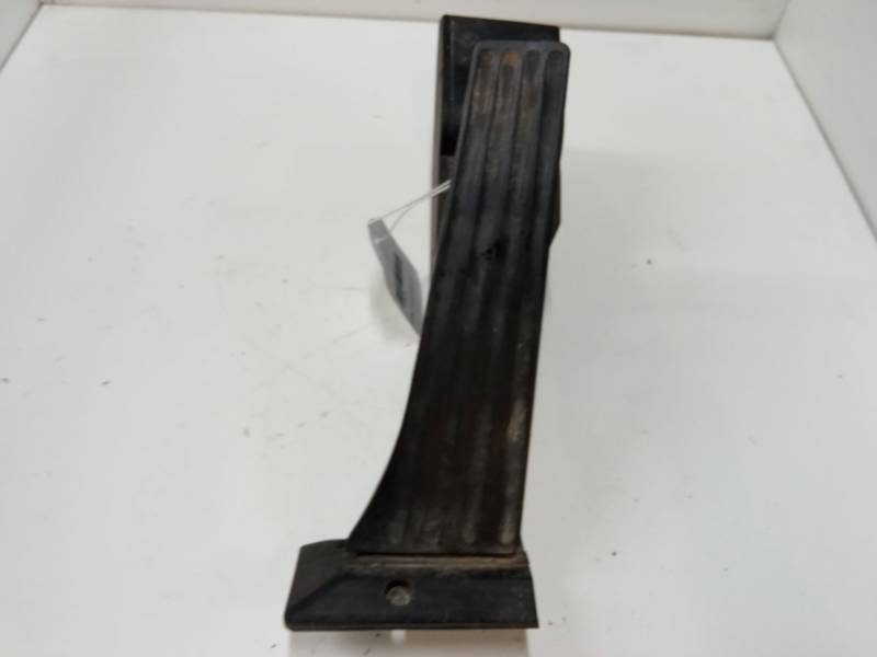 PEDAL ACELERADOR 