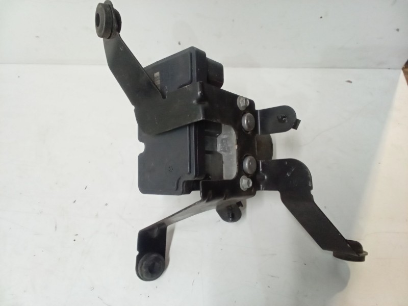 Recambio de abs para ford fiesta v (jh_, jd_) 1.3 referencia OEM IAM 4S612M110CD  10097001333  10020701034