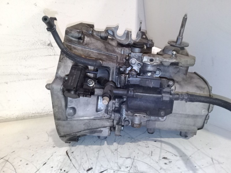 Recambio de caja de cambios manual 6 velocidades para peugeot 5008 (0u_, 0e_) 1.6 hdi referencia OEM IAM km116.574  