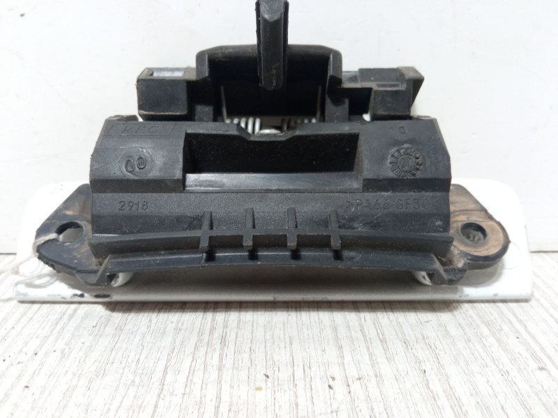 Recambio de maneta exterior puerta delantera derecha para peugeot 306 hatchback (7a, 7c, n3, n5) 1.6 referencia OEM IAM    Recambio de maneta exterior puerta delantera derecha para peugeot 306 hatchback (7a, 7c, n3, n5) 1.6 referencia OEM IAM