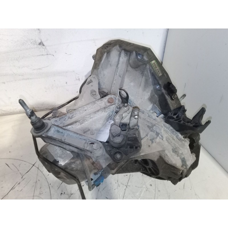 Recambio de caja de cambios manual 5 velocidades para renault clio iii (br0/1, cr0/1) 1.4 16v referencia OEM IAM 820016668  