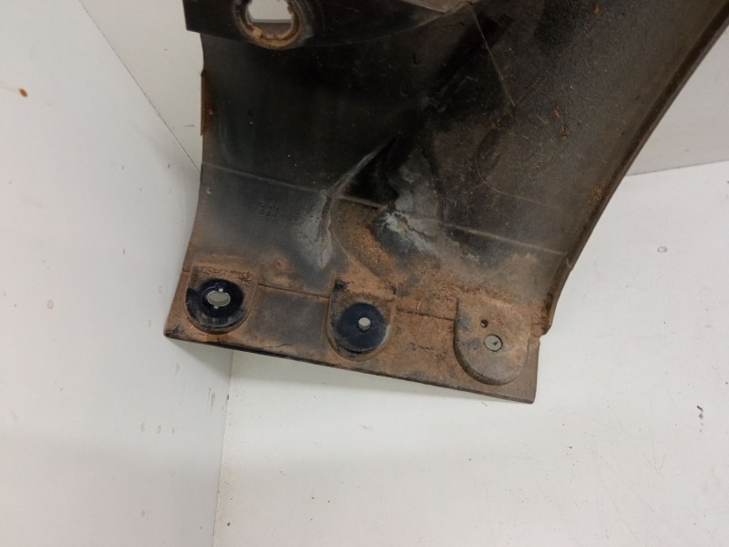 Recambio de aleta delantera izquierda para peugeot 307 sw (3h) 2.0 hdi 135 referencia OEM IAM   