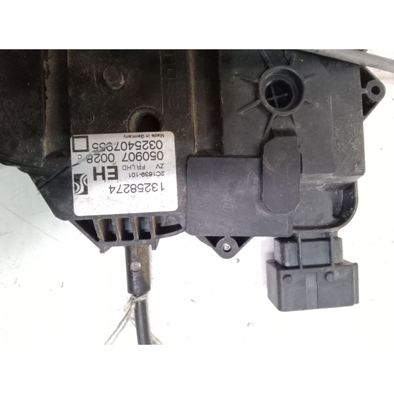 Recambio de cerradura puerta delantera derecha para opel corsa d (s07) 1.3 cdti (l08, l68) referencia OEM IAM 13258274  03254079
