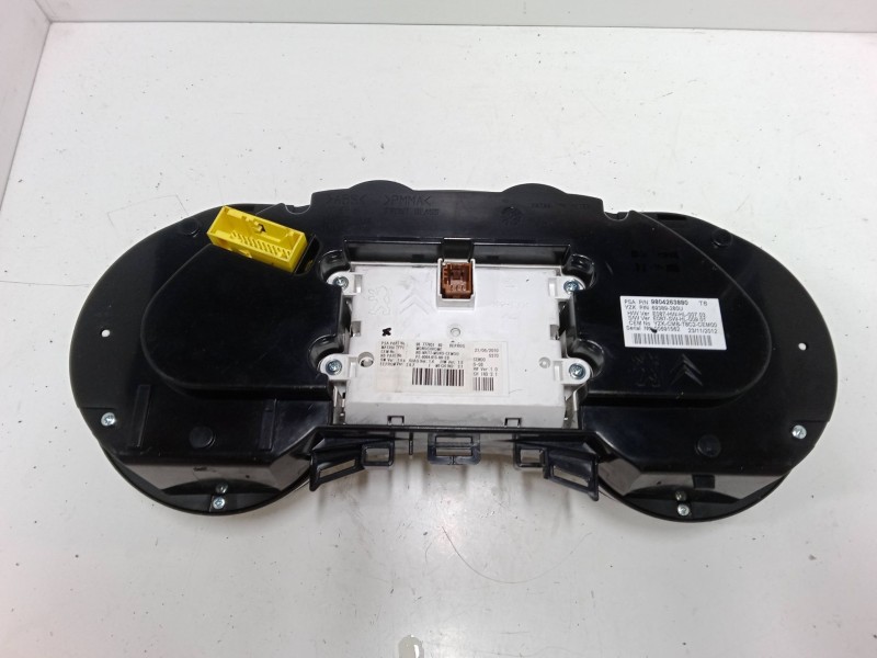 Recambio de cuadro instrumentos para peugeot 5008 (0u_, 0e_) 1.6 hdi referencia OEM IAM 9804263880  69389-280U