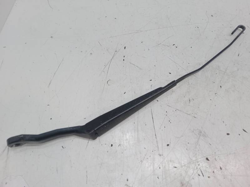 BRAZO LIMPIA DELANTERO IZQUIERDO 