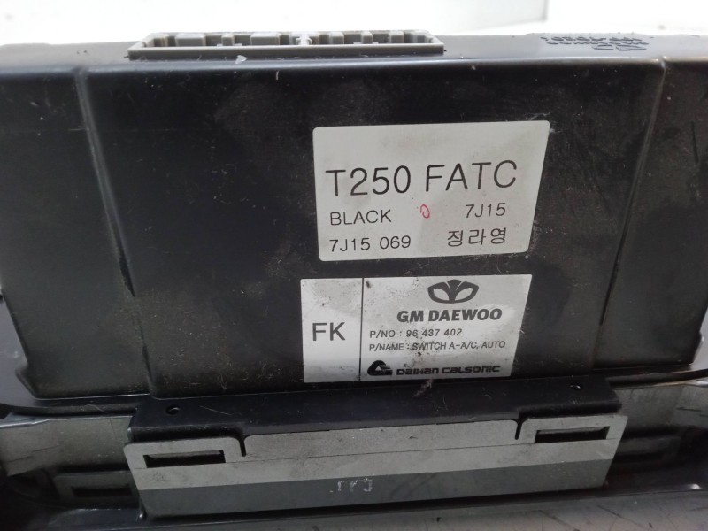 Recambio de mando climatizador para chevrolet aveo / kalos sedán (t250, t255) 1.4 referencia OEM IAM 96437402  