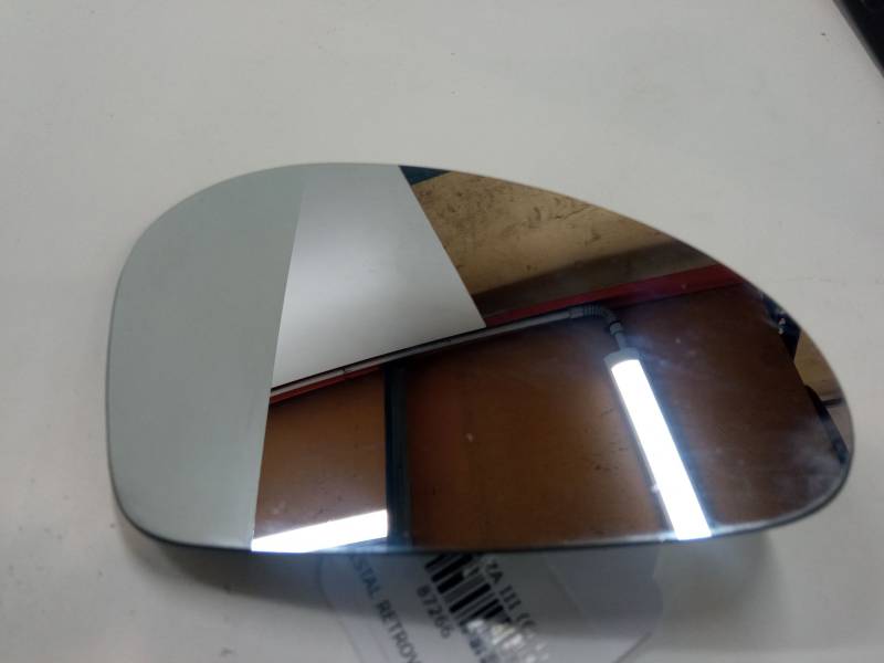 CRISTAL RETROVISOR DERECHO 