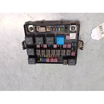 CAJA RELES / FUSIBLES Y230EDP 