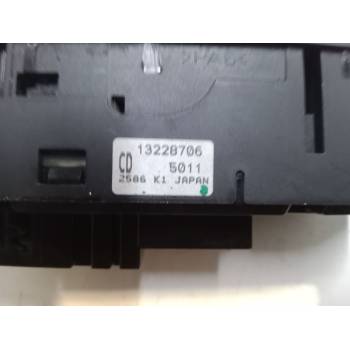 MANDO ELEVALUNAS DELANTERO IZQUIERDO 13228706 