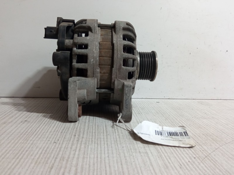 Recambio de alternador para dacia sandero ii tce 90 (b8m1, b8ma) referencia OEM IAM 231005079R  