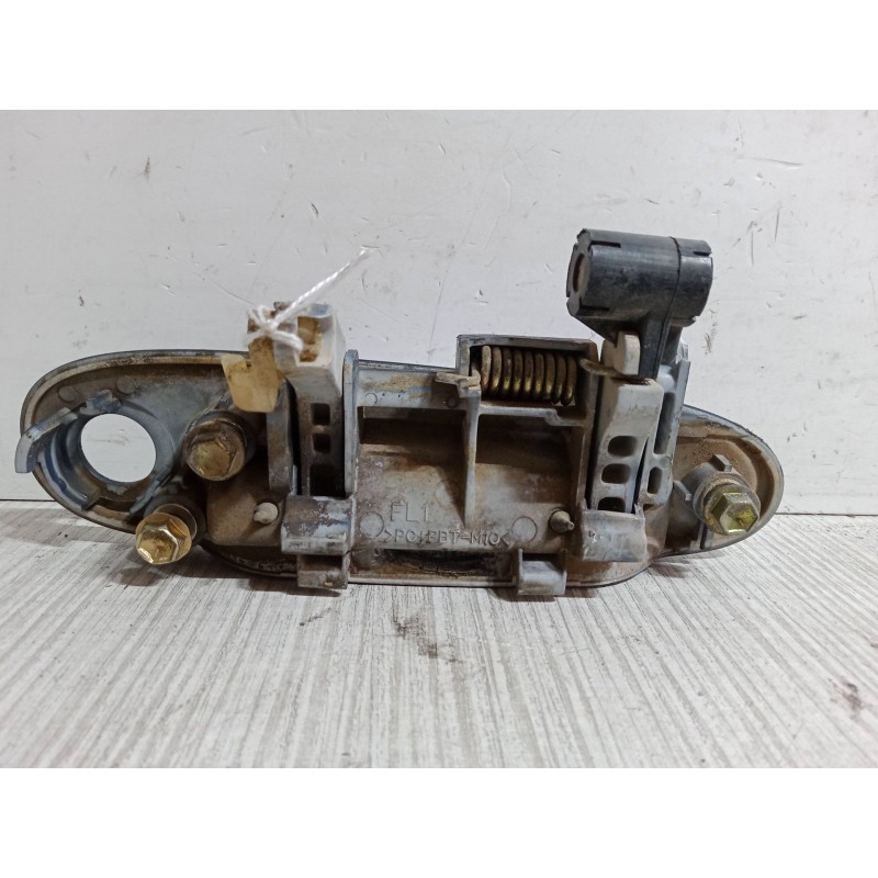 Recambio de maneta exterior puerta delantera izquierda para toyota yaris (_p1_) 1.3 (ncp10_, scp12_) referencia OEM IAM   