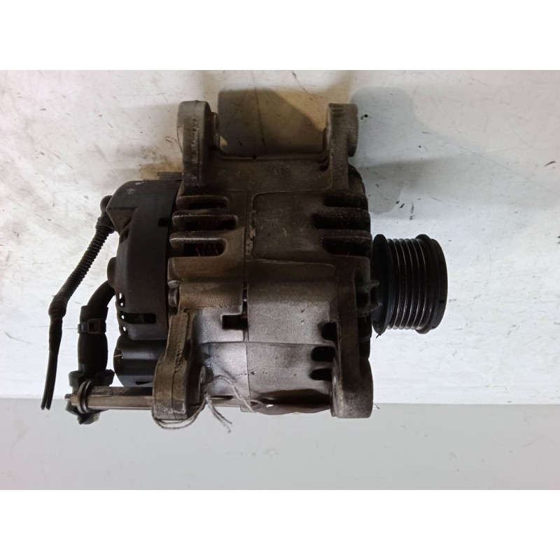 Recambio de alternador para seat leon (1p1) 1.9 tdi referencia OEM IAM 06F903023C  2542695E