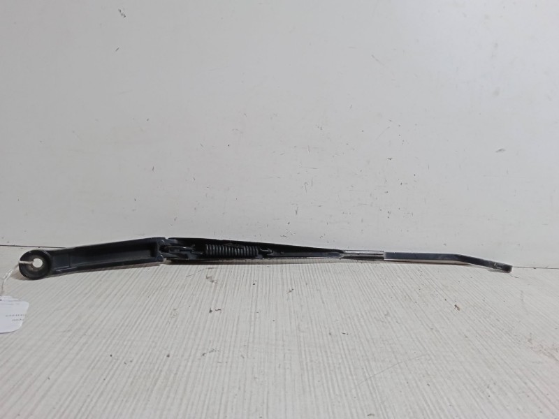 Recambio de brazo limpia delantero derecho para honda cr-v ii (rd_) 2.2 ctdi (rd9) referencia OEM IAM   