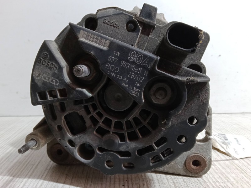 Recambio de alternador para seat ibiza iii (6l1) 1.4 16v referencia OEM IAM 037903025M  